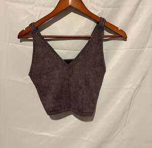 90 Degree by Reflex Ribbed Alamo V-Neck Tank Top - Medium